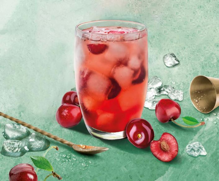 glass with cherries